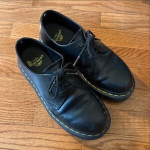 Dr. Martens Black Leather Oxfords w Box